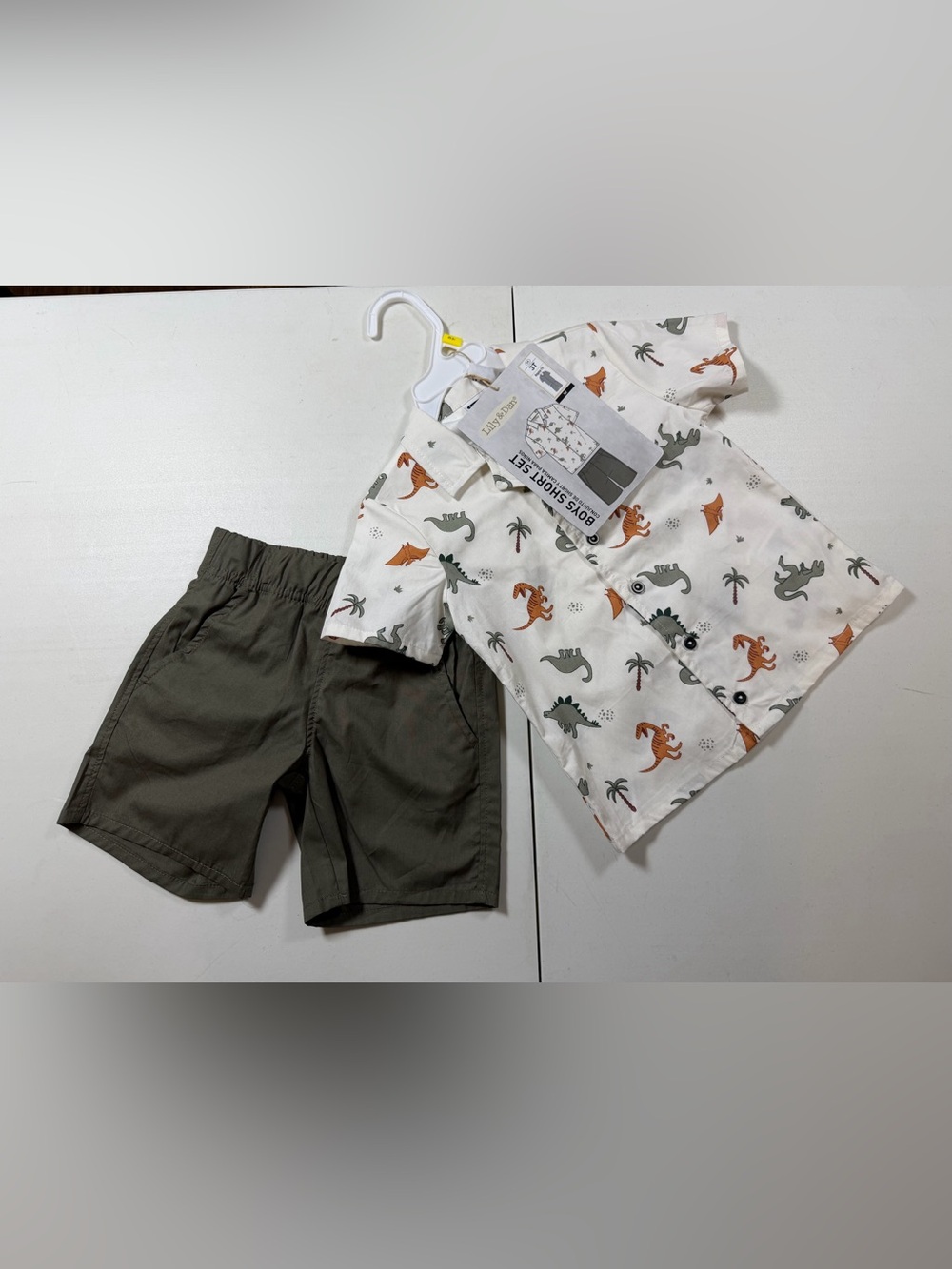 NWT Lily &Dan 2‑Piece Dinosaur Shirt  & Green Short Toddler Boys Outfit 3T